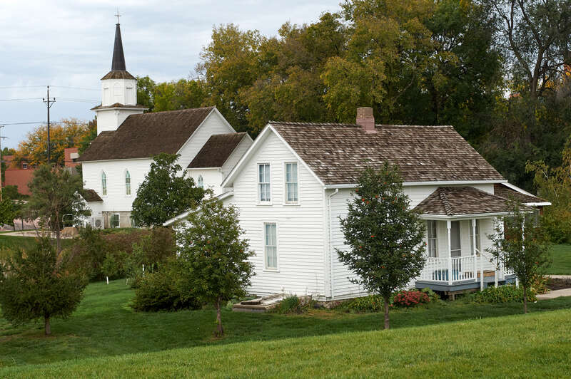 The Berdahl-Rolvaag House was named for the Berdahl family who built it in 1883 and for author Ole Rolvaag (1876–1931), a Norwegian immigrant, whose novels "Giants in the Earth," "Peder Victorious," and "Their Fathers' God" tell the stories of