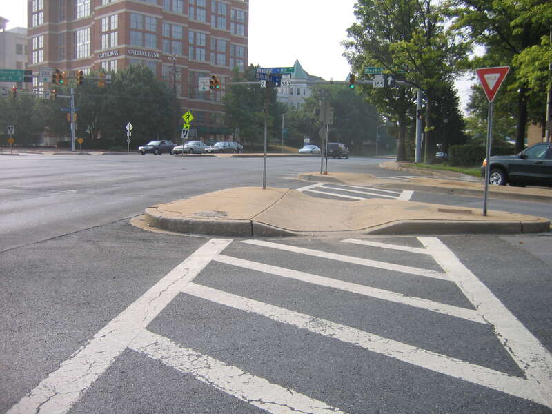 MD 355 (Rockville Pike) at Monroe Street / Church Street, Rockville, MD, USA