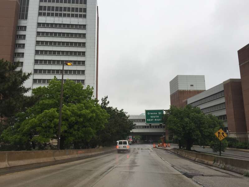 View east along U.S. Route 40 (former Interstate 170) just west of the exit for Green Street SOUTH in Baltimore City, Maryland