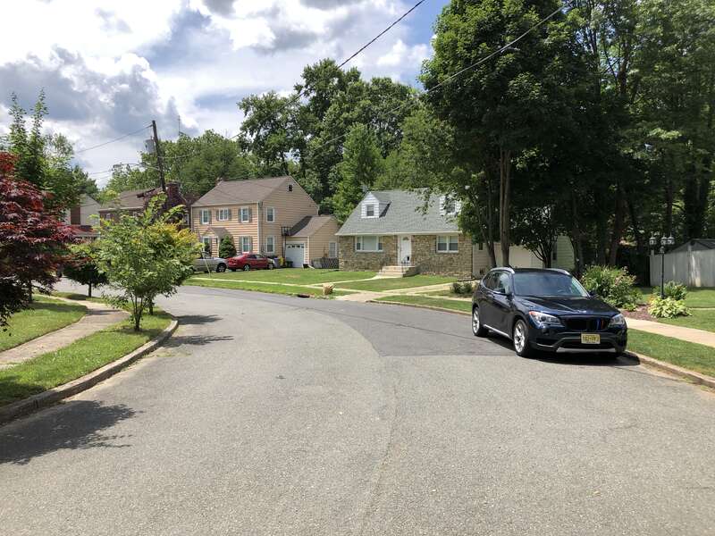 View southwest at the northeast end of Glendale Drive in Ewing Township, Mercer County, New Jersey