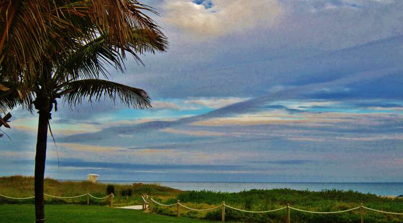 Ending the day on the beach. / Finir la journée dans le beau décor de la plage...