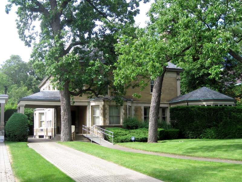 The Hammond Home, part of the Evanston Lakeshore Historic District (1892). It was designed in 1892 by Joseph Lyman Silsbee, who is most famous for taking a young Frank Lloyd Wright under his wing. William Hammond was a successful banker, who became
