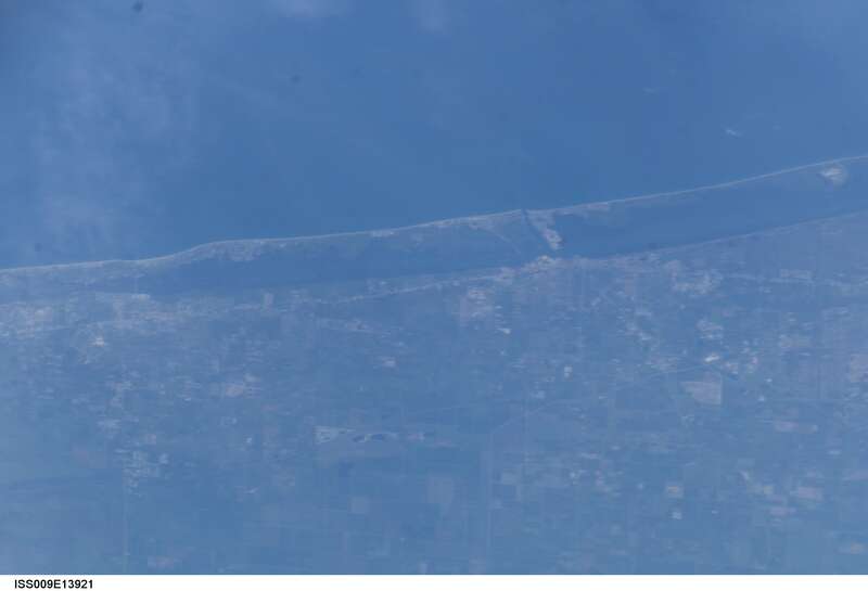 View of Florida taken during ISS Expedition 9.