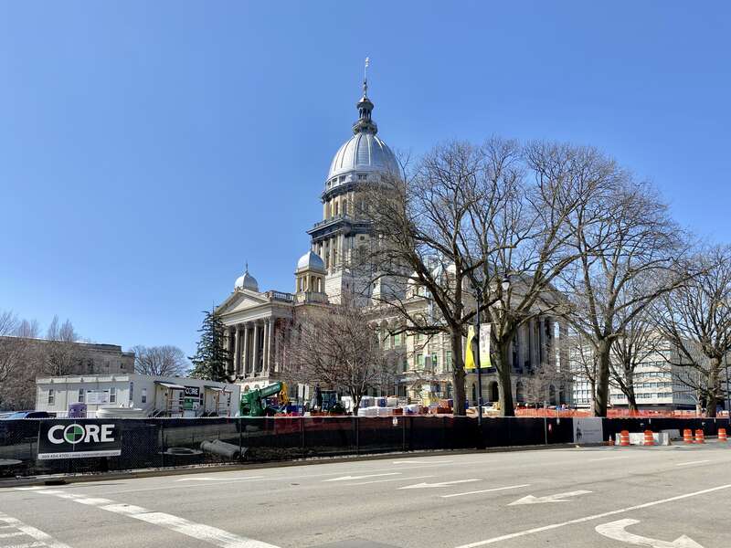 Built between 1868 and 1888, this Second Empire and Renaissance Revival-style building was designed by Alfred H. Piquenard of the Chicago-based architecture firm Cochrane and Garnsey to serve as the Illinois State Capitol, replacing the then-31 year