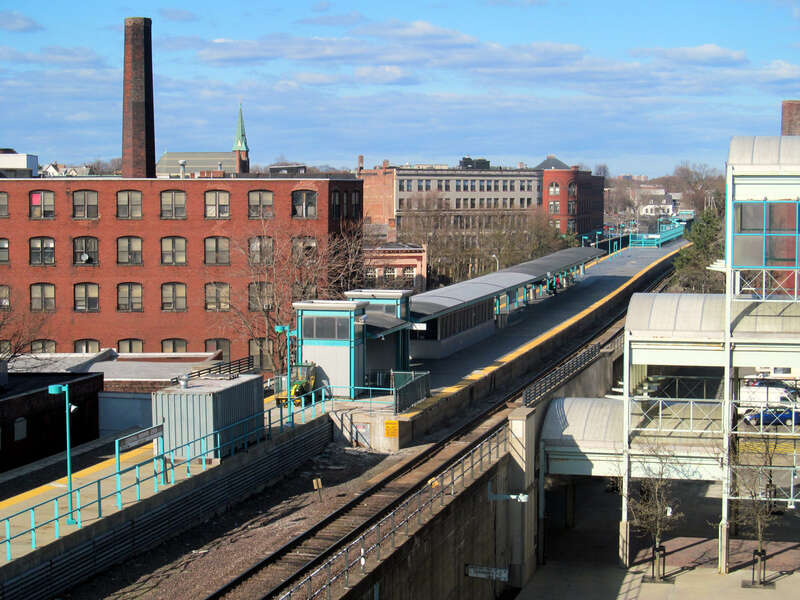 Lynn station in April 2015
