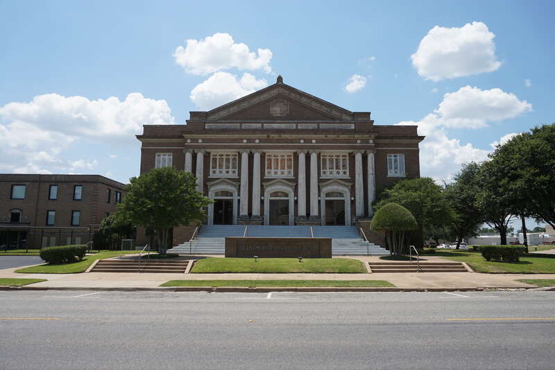 First Baptist Church in Sherman, Texas (United States).