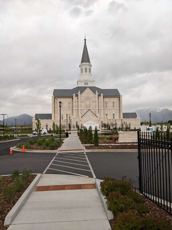 photos during open house of the Taylorsville Utah Temple
