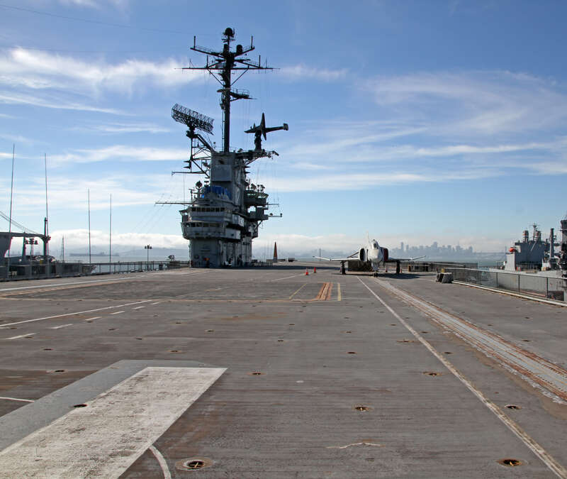 USS Hornet 4