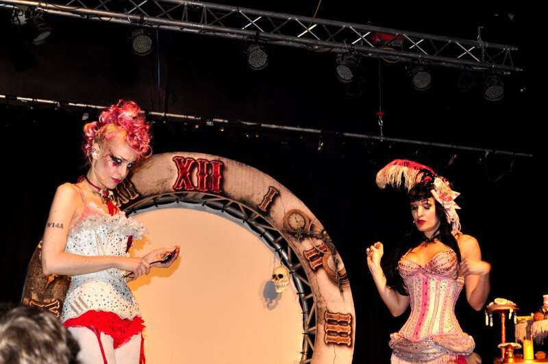 Veronica Varlow 01--Emilie Autumn Concert.