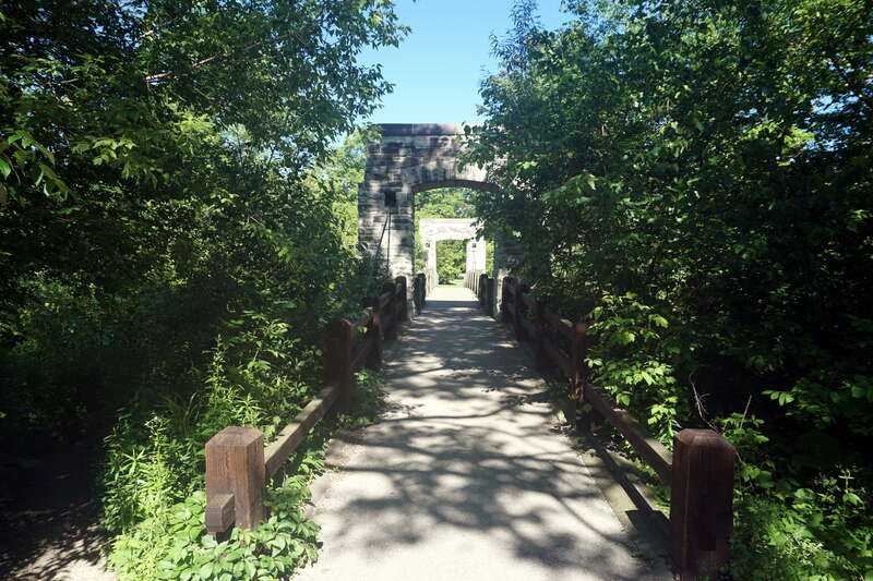 The Hoyt Park Footbridge in Wauwatosa, Wisconsin (United States).