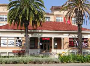 Anaheim Public Library (Carnegie Library) — at 241 S. Anaheim Blvd., Anaheim, California.
The Mediterranean Revival style Carnegie Library was built in 1908.
Listed on the National Register of Historic Places in Orange County, California.