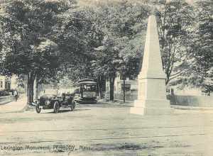 Divided back postcard of the Lexington Monument in Peabody, Massachusetts, postmarked 1910. A streetcar arriving from Lynn is at right.