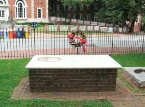 Colonial Annapolis Historic District, District boundaries approximate city boundaries surveyed in 1695 Annapolis
