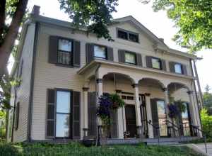 The Vachel Lindsay House in Springfield, a national landmark (1879). It was the birthplace and home of Vachel Lindsay, a poet who wrote in verses that were meant to be sung. He became part of the poetic renaissance movement in the 1910s along with
