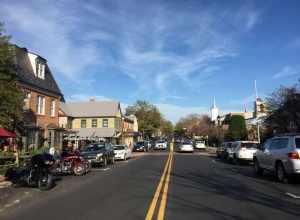 View east along U.S. Route 50 (Washington Street) at Pickering Street in Middleburg, Loudoun County, Virginia