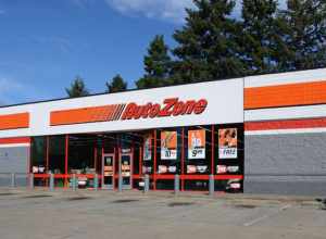An AutoZone store on Tualatin Valley Highway near 198th Avenue, in the unincorporated area known as Aloha, Oregon (within the Portland metropolitan area).