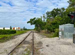 Florida Central RR industrial spur runaround track in Ocoee, FL