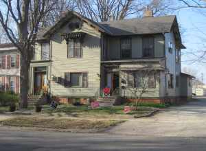 The Horace S. McCurdy House in the East Grove Street District–Bloomington (1877).